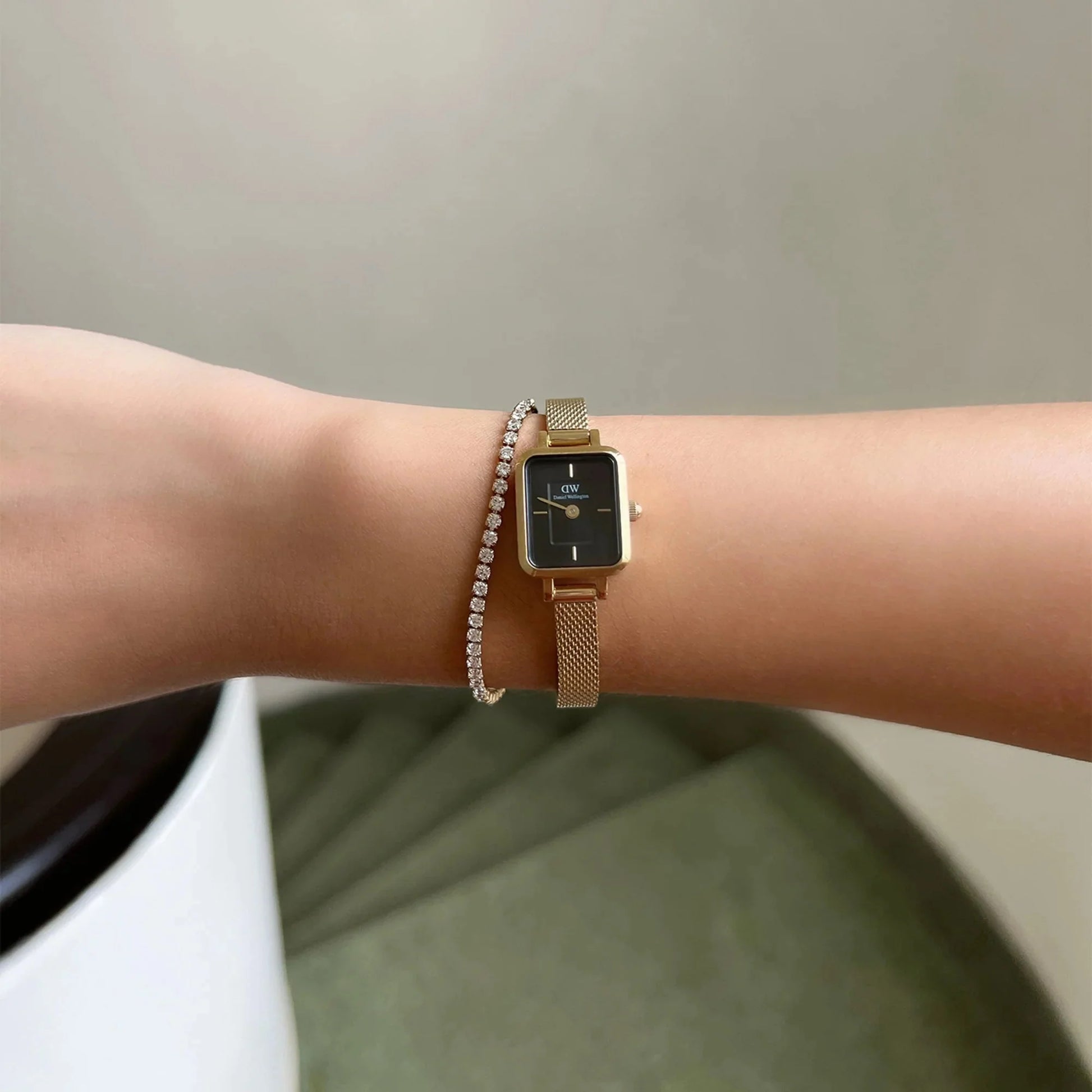 Daniel Wellington Quadro Mini Evergold Onyx Dw00100652 watch