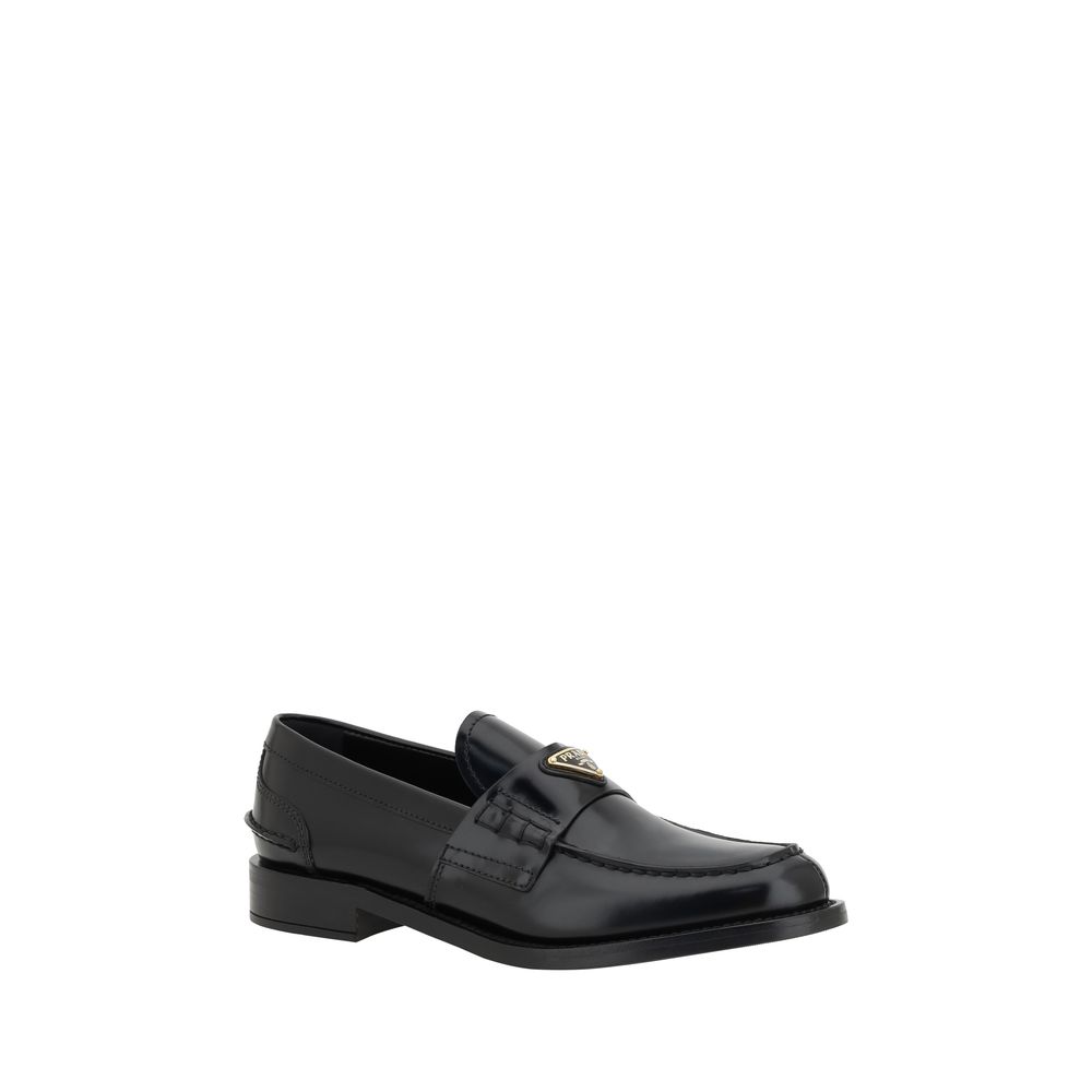 Prada Loafer Neri in Pelle con Tacco a Blocco e Logo Triangolo
