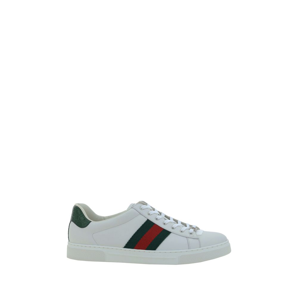 Sneakers Gucci Bianche in Pelle con Fasce Laterali Iconiche e Logo Posteriore