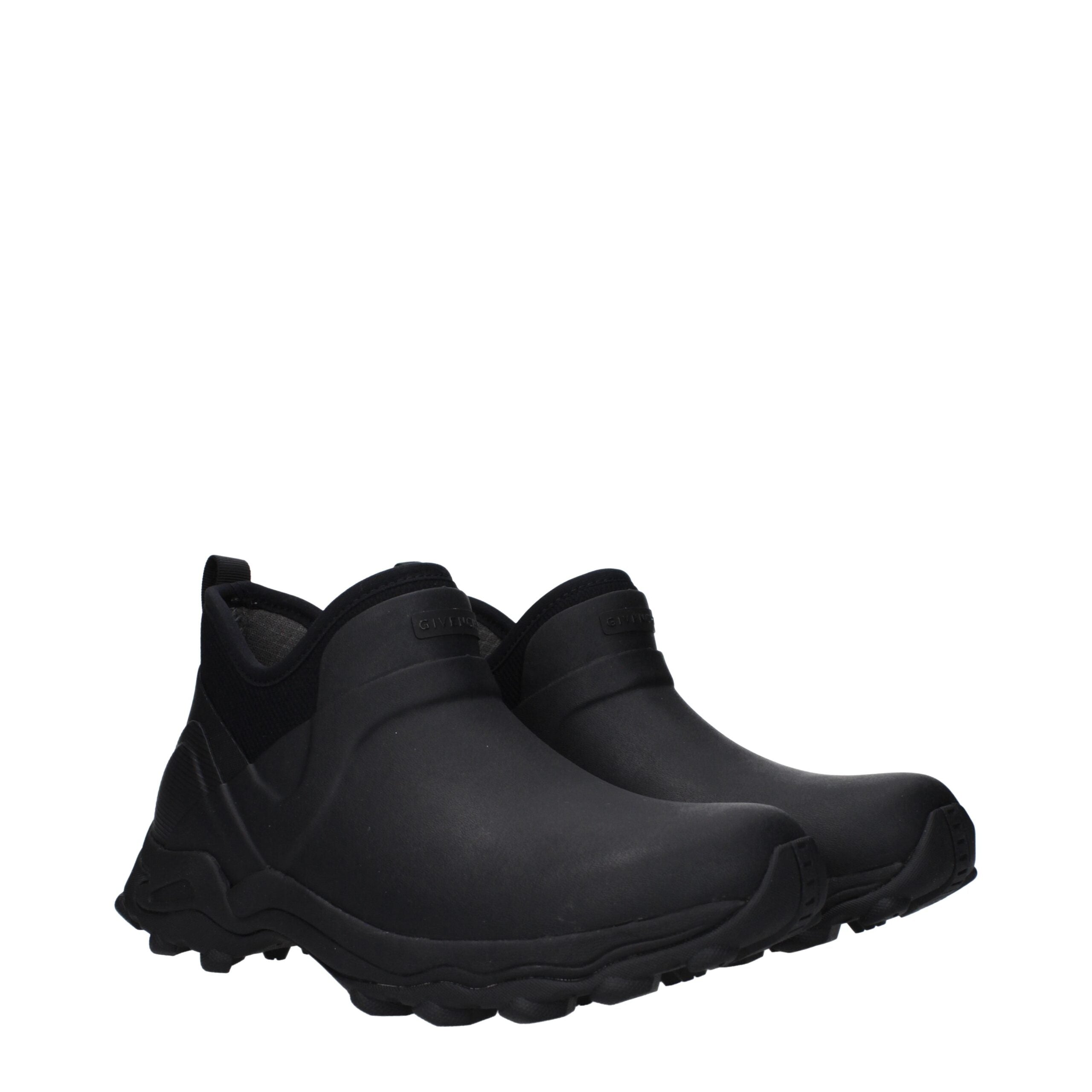 Stivali Givenchy Ankle Boots Neri in Gomma con Logo Frontale e Suola Chunky