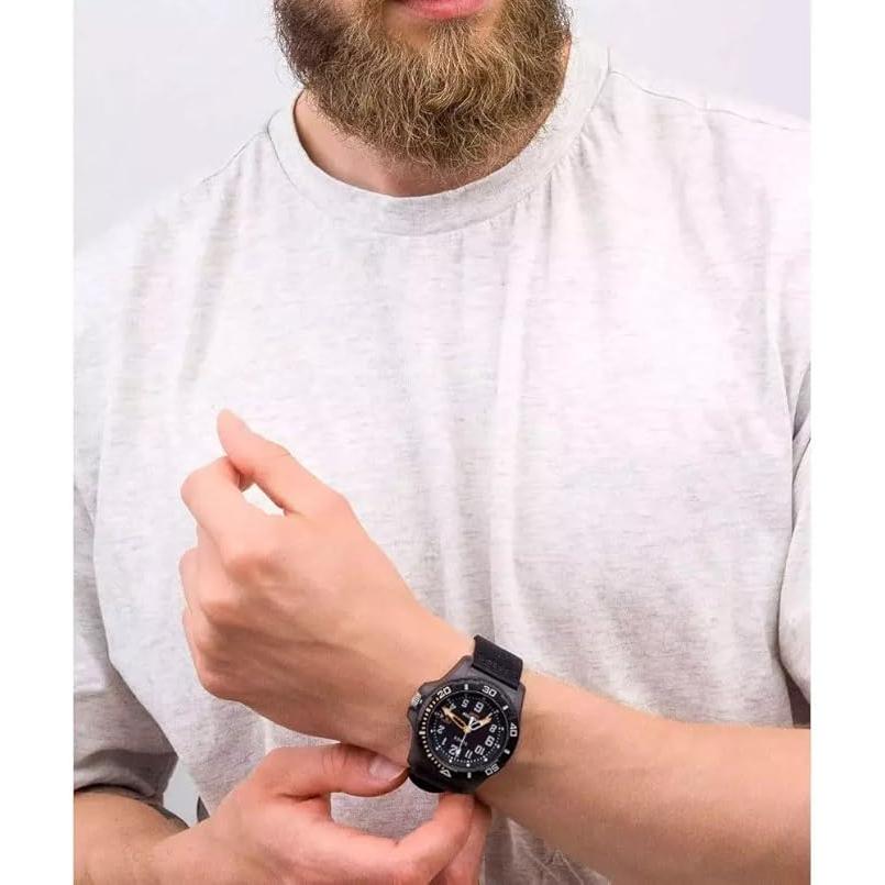 Timex Expedition TW2V40500 watch