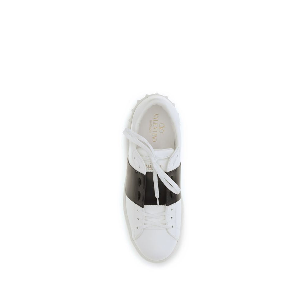 Valentino Garavani Open Sneakers Nere in Pelle con Borchie Bianche